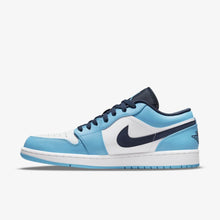 Lade das Bild in den Galerie-Viewer, Air Jordan 1 Low UNC 2021
