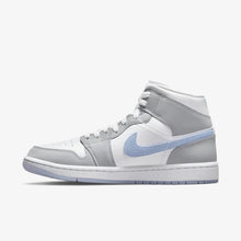 Lade das Bild in den Galerie-Viewer, Air Jordan 1 Mid Wolf Grey
