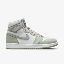 Lade das Bild in den Galerie-Viewer, Air Jordan 1 High Seafoam
