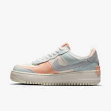 Lade das Bild in den Galerie-Viewer, Air Force 1 Shadow Sail Barely Green
