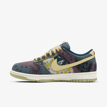 Lade das Bild in den Galerie-Viewer, Nike Dunk Low Community Garden
