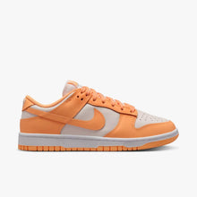 Lade das Bild in den Galerie-Viewer, Nike Dunk Low Peach Cream
