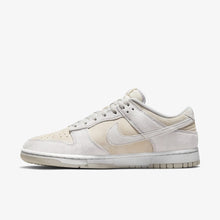 Lade das Bild in den Galerie-Viewer, Nike Dunk Low Vasty Grey
