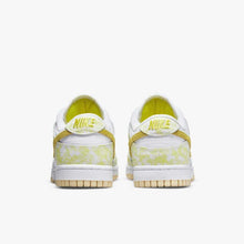 Lade das Bild in den Galerie-Viewer, Nike Dunk Low Yellow Strike
