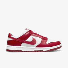 Lade das Bild in den Galerie-Viewer, Nike Dunk Low Next Nature Gym Red
