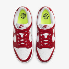 Lade das Bild in den Galerie-Viewer, Nike Dunk Low Next Nature Gym Red
