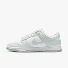 Lade das Bild in den Galerie-Viewer, Nike Dunk Low Next Nature Mint
