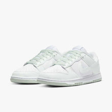 Lade das Bild in den Galerie-Viewer, Nike Dunk Low Next Nature Mint
